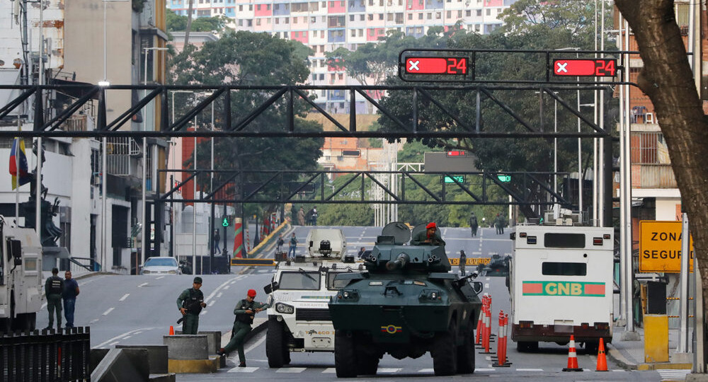 Тайная слежка на земле и с беспилотников: раскрыты детали операции против Мадуро