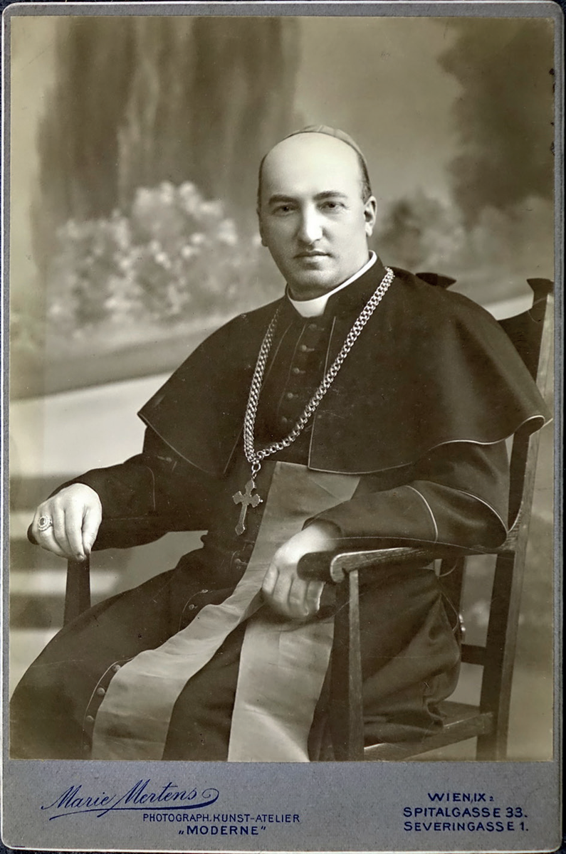 Архиепископ Юзеф Теодорович. Вена, 1910 год. Источник - номер из ссылок
