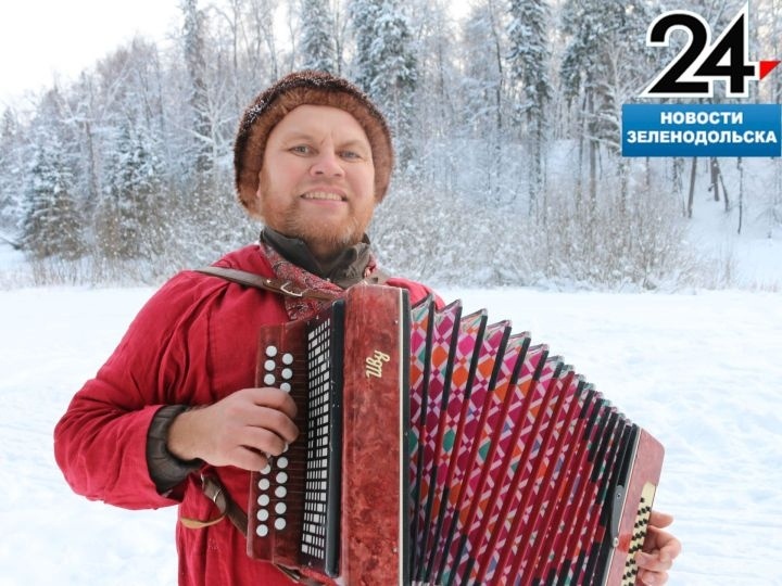 — Главное — наполнить себя любимым делом! Если каждый день хотя бы по полчаса им заниматься — непременно все получится. Попробуйте! - призывает Фирдус Нигматзянов