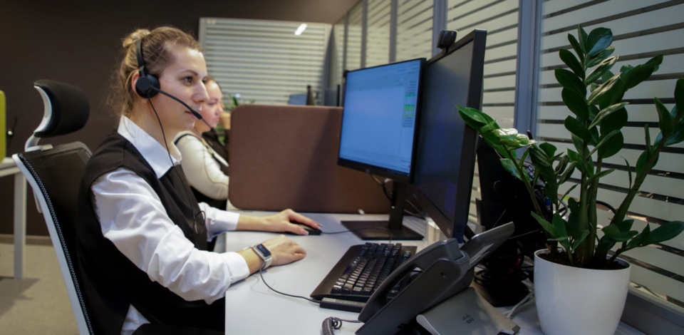     Владимир Ефимов: более 44 тысяч обращений обработали специалисты ЕКЦ в 2025 году