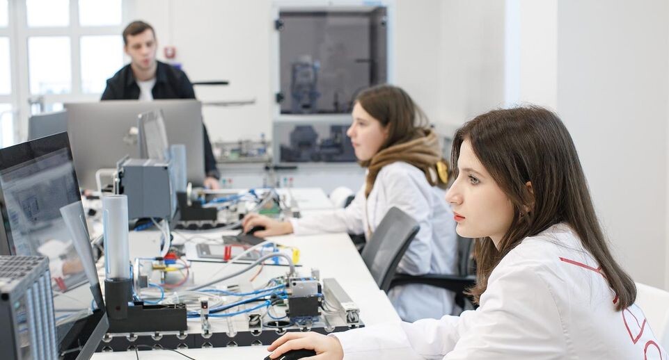 Сергунина: востребованность курсов столичного «Технограда» выросла на 20%