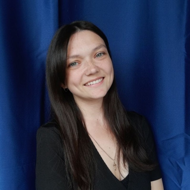 Дарья Меретукова — графический дизайнер и AI-креатор