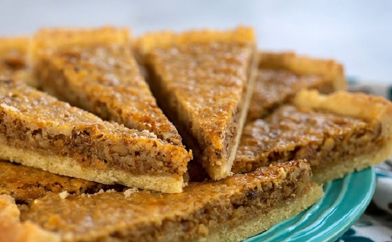 Песочный орехово-карамельный пирог за полчаса: как создать домашний десерт с ноткой роскоши из простых ингредиентов