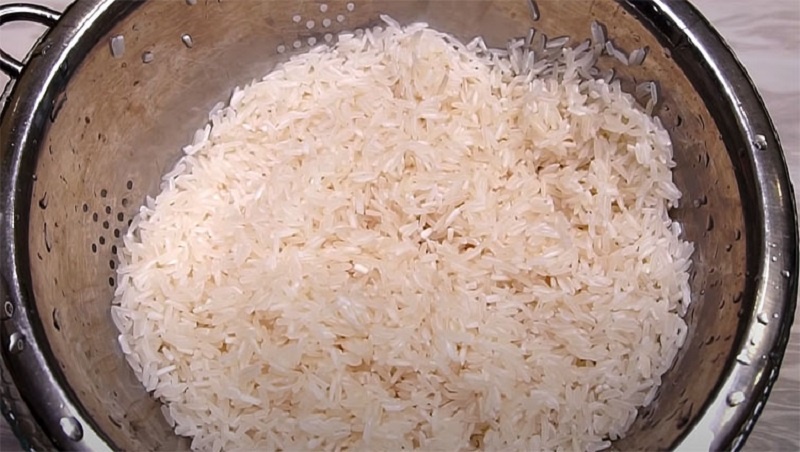 Ленивый плов с ароматным мясом: секрет идеального рассыпчатого риса, который всегда получается