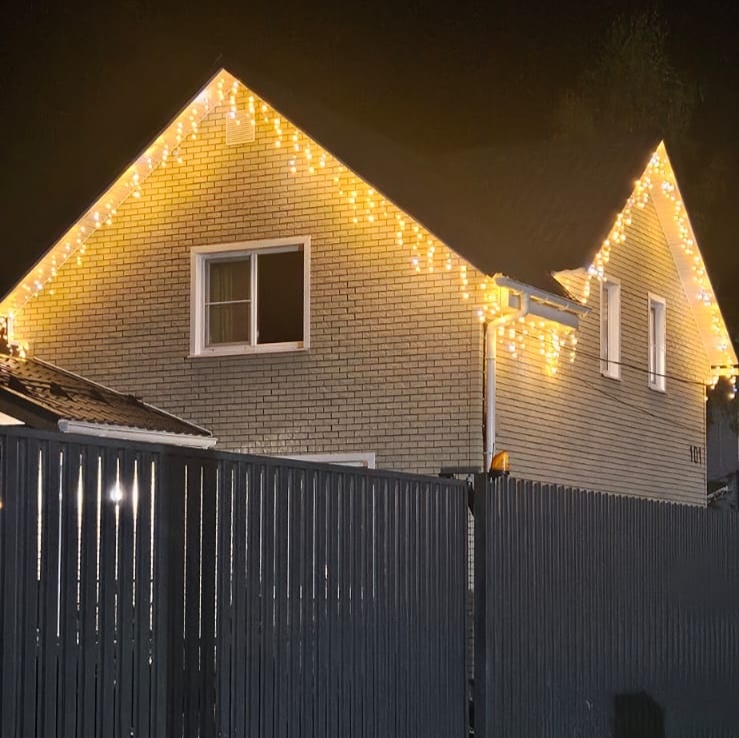 "Бахрома" на моем доме. Фотография автора канала "Умный крот"