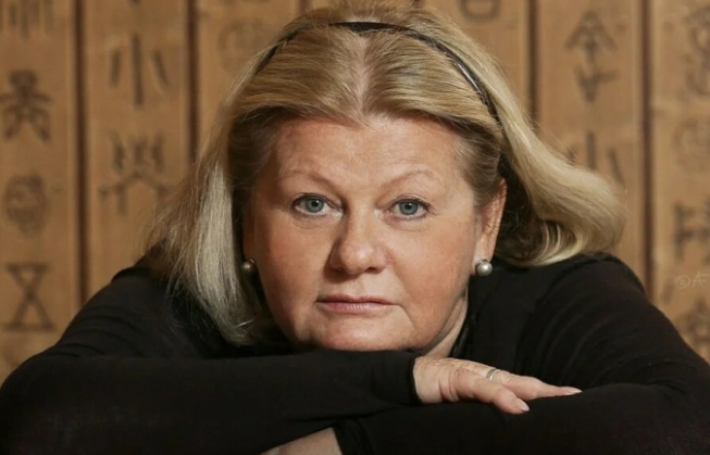 «Самая обаятельная», но такая ранимая: как в 76 лет живет Ирина Муравьёва после потерь и почему она так и не полюбила себя на экране