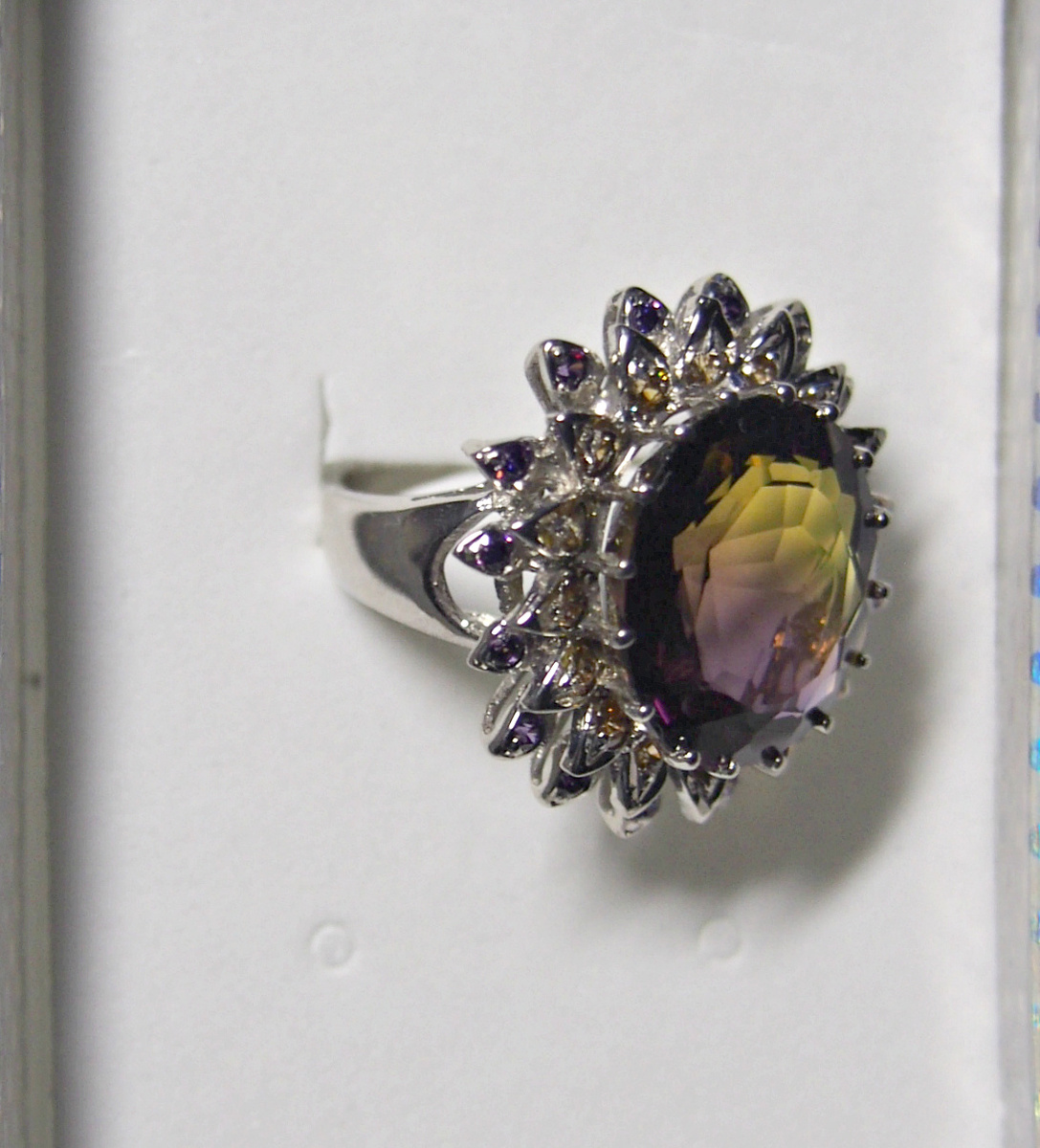 Фото автора. Кольцо серебро с аметистами и аметрином, размер 17.25