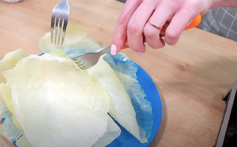 Сочные шницели из капусты: без мяса, но с хрустом и насыщенным вкусом