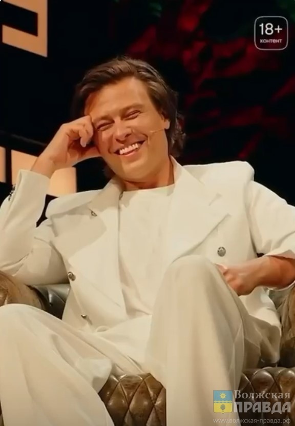 Прохор Шаляпин. Скриншот с фрагмента шоу, опубликованного в ТГК Прохора Шаляпина📷    «Гонорар-то получу больше вас»: волгоградский шоумен Прохор Шаляпин поржал над «прожарщиками» и чилит на океане
