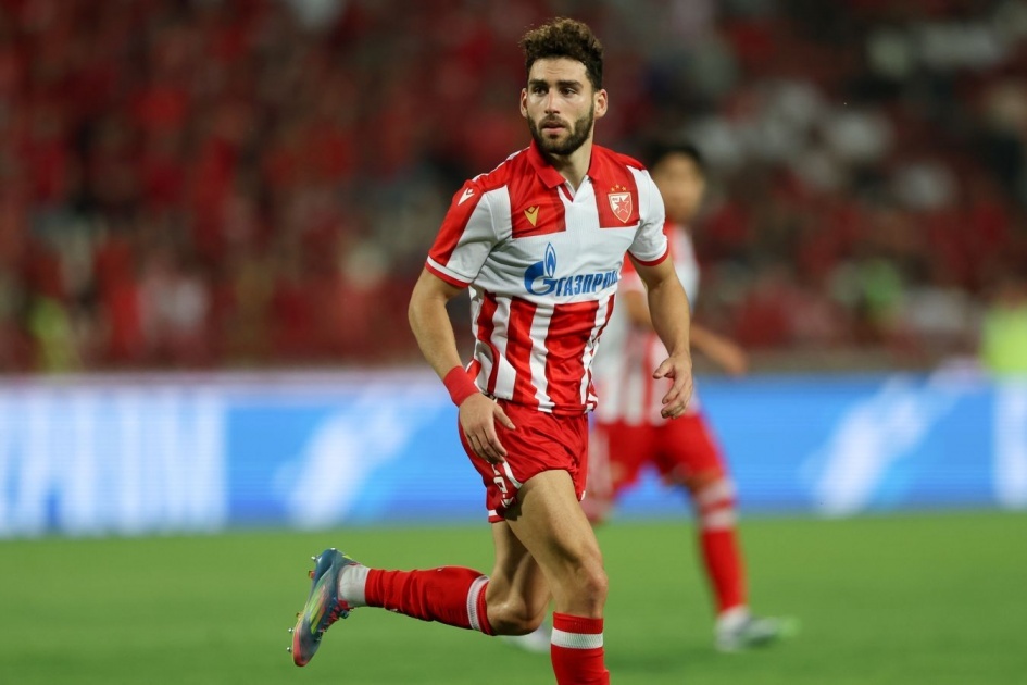 Наир Тикнизян 