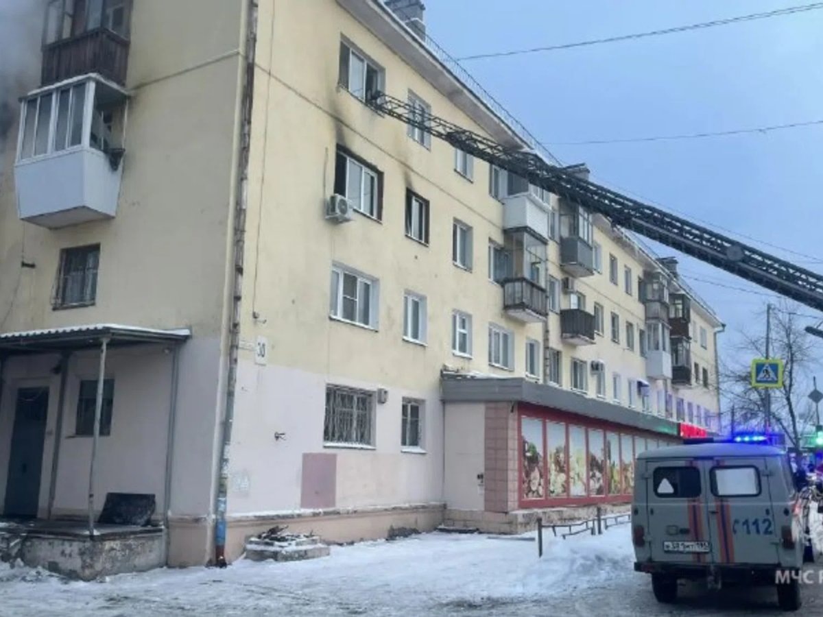     В результате взрыва газа возник пожар в жилом доме