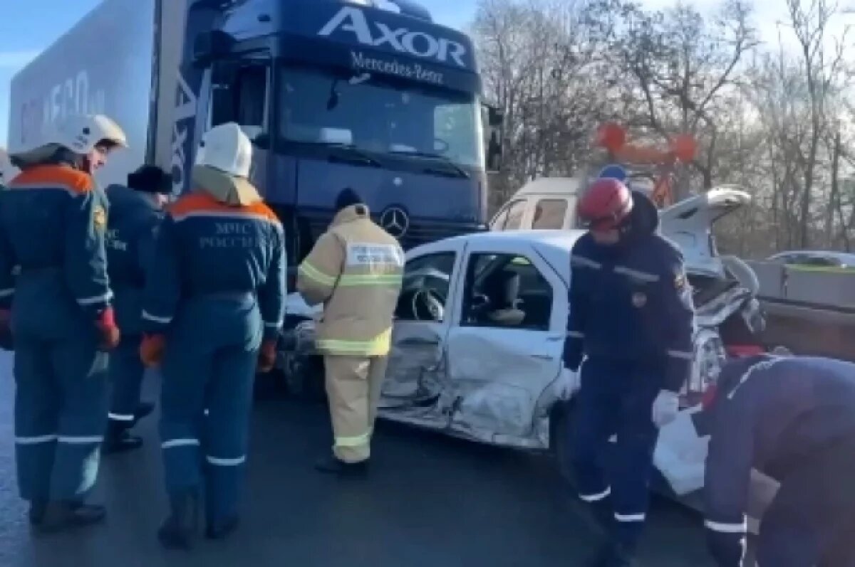    Опубликовано видео с ДТП с четырьмя погибшими на трассе М-4 «Дон»