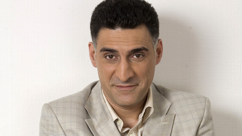     Актёр, режиссёр и телеведущий Тигран Кеосаян родился в Москве 4 января 1966 года в творческой семье. Его отец — известный советский режиссёр Эдмонд Кеосаян, а мать — актриса Лаура Геворкян Legion-Media