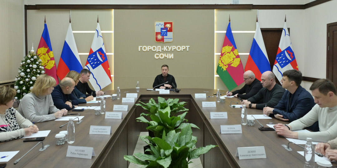 В период новогодних праздников в Сочи с дорог убрано 70000 кубических метров снега