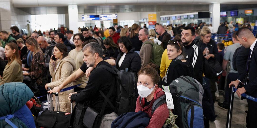 Аэропорты Греции закрылись из-за проблем со связью