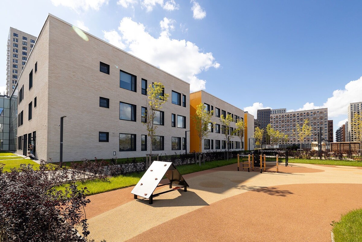    В Москве к 2025 году завершили строительство 108 объектов социнфраструктуры