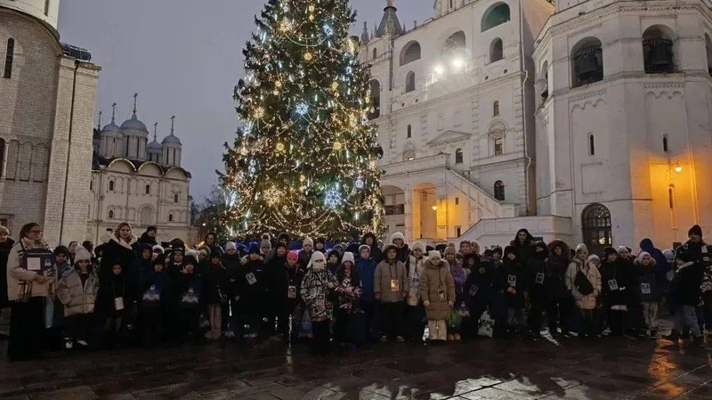    Ставропольские дети побывали на Кремлёвской ёлке Фото: Правительство СК
