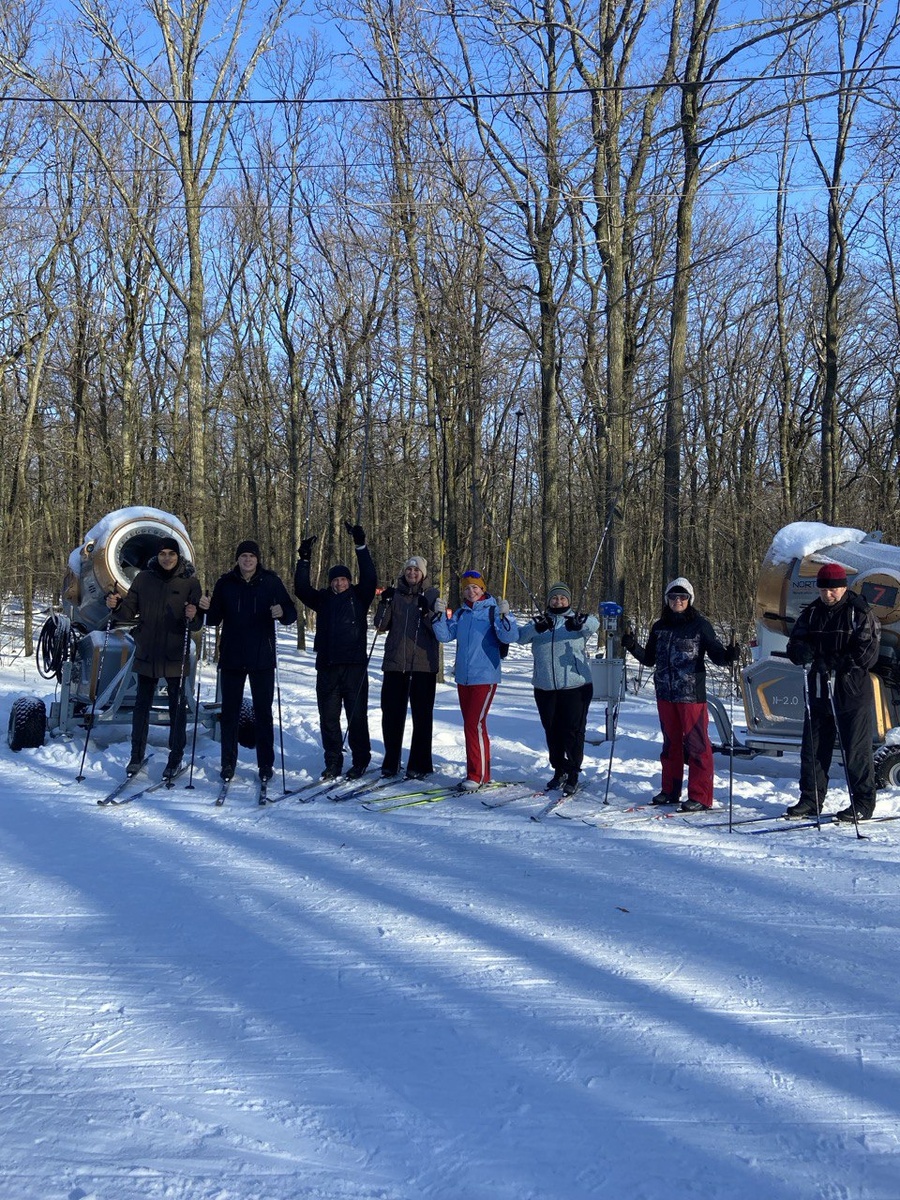 Что может быть прекраснее, чем отправиться в зимний день на лыжную базу «Олимпия», покататься на лыжах вместе с моими подписчиками и уже друзьями? Прекрасная погода, прекрасное настроение — прекрасно провели мы время!