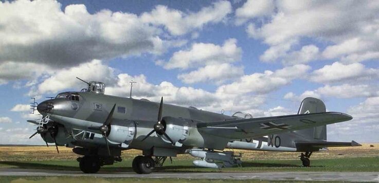 Новый облик лайнера – высотный дальний разведчик и бомбардировщик