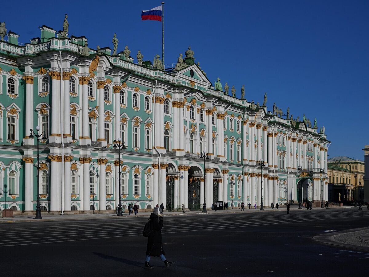    Здание Государственного Эрмитажа на Дворцовой площади в Санкт-Петербурге | © РИА Новости / Алексей Даничев