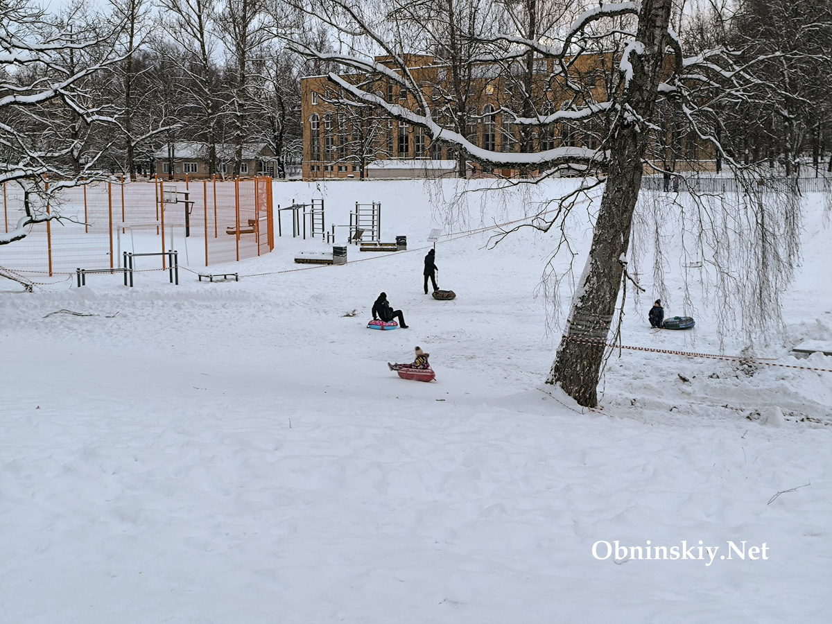 Катание в Репинском овраге запрещено
