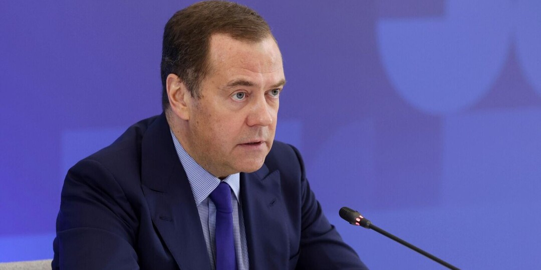 Медведев прокомментировал действия США в отношении Венесуэлы