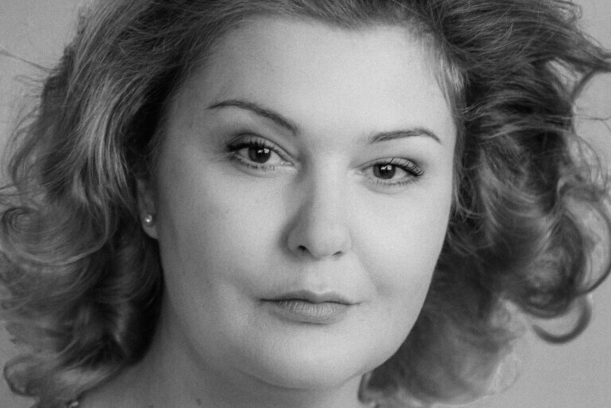     Умерла от тяжелой болезни в 52 года актриса сериала «Слово пацана» и фильма «Лед-2» Александра Скачкова