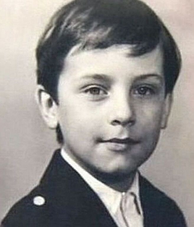 Илья Шакунов в детстве.