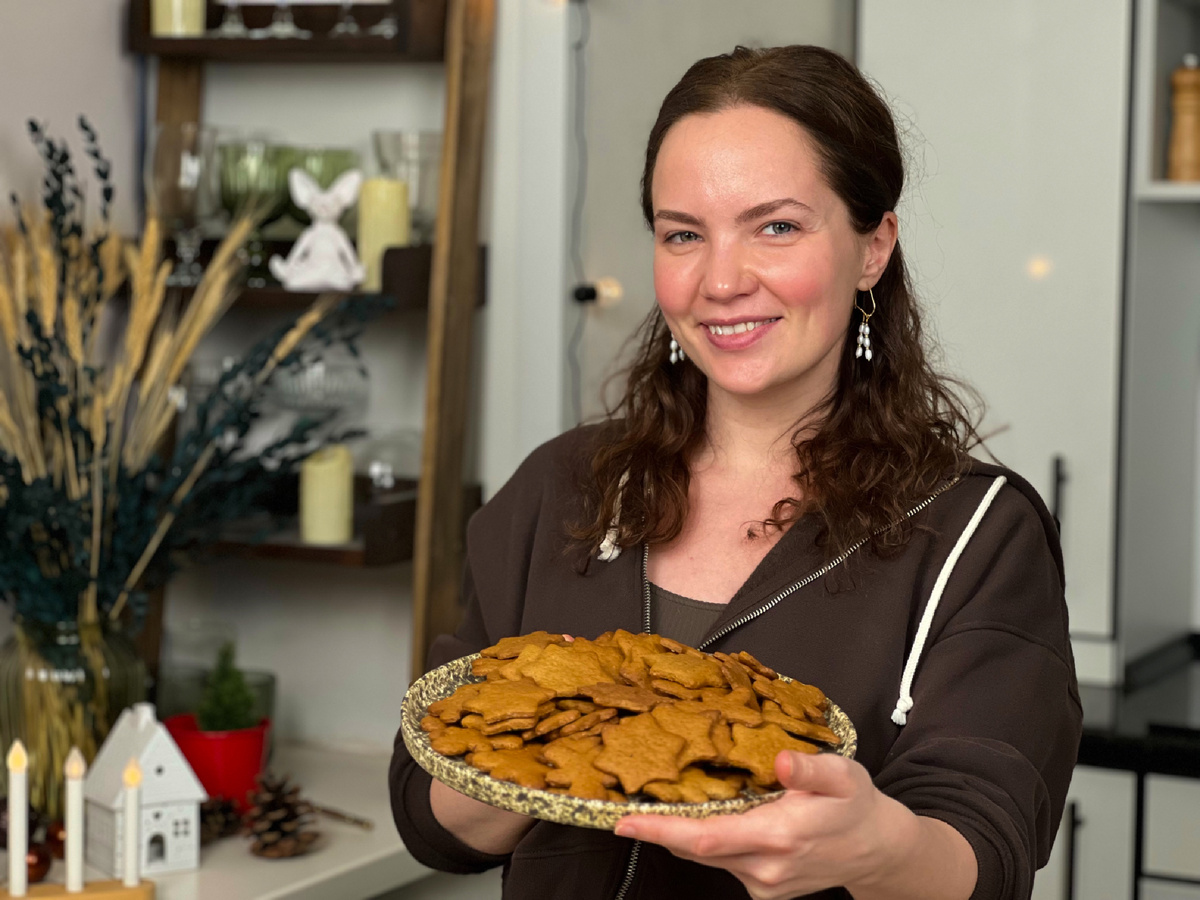 Всем привет! Меня зовут Юля, здесь я делюсь классными рецептами и просто своей жизнью. Давайте дружить!