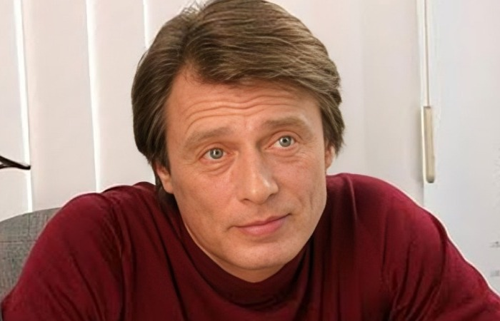 Заработал миллионы, а умер в съёмной однушке: Какое наследство оставил актер Лобоцкий, и кому оно достанется