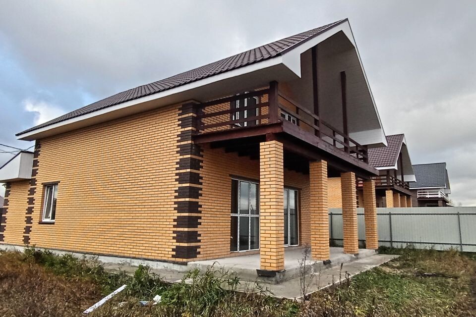 Трудно определиться с выбором жилья. Целесообразнее обратиться за консультацией к профессионалу. Фото получено из открытых социальных сетей.