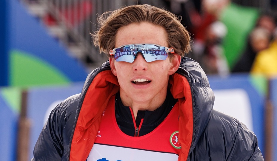 Коростелев отреагировал на болельщиков с российскими флагами на Тур де Ски». Вот что сказал Савелий