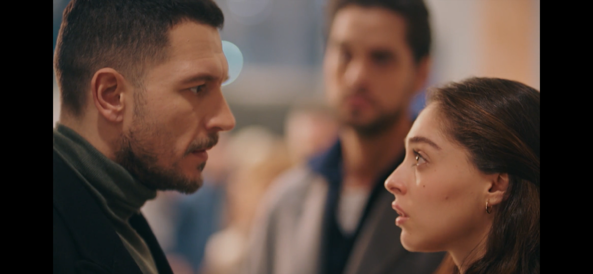 Стоп кадр из сериала «Спрячь меня»