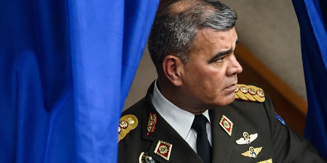 Министр обороны Венесуэлы обвинил США в убийстве охраны Мадуро