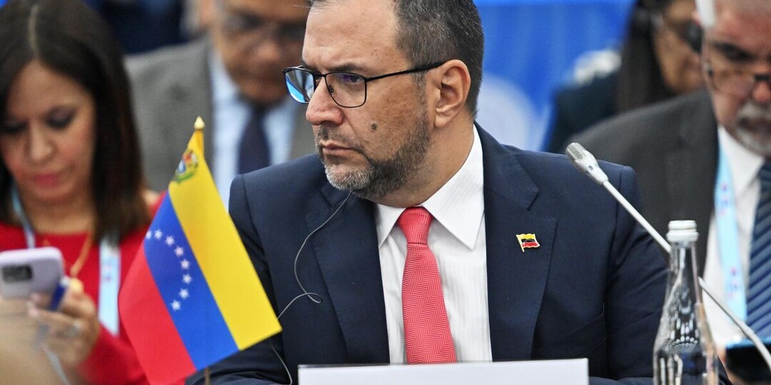 Госинституты Венесуэлы функционируют в полном объеме, заявил глава МИД