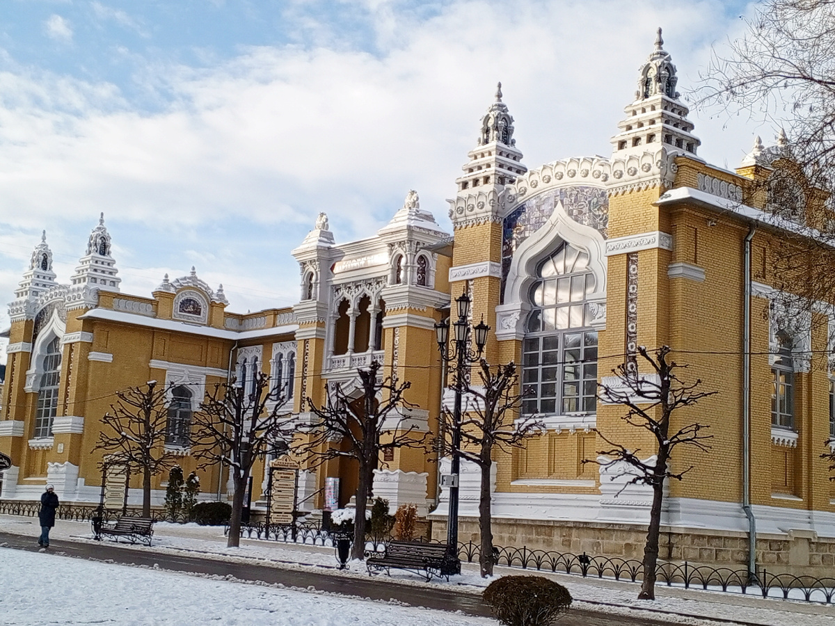 Фото автора. Главные нарзанные ванны.