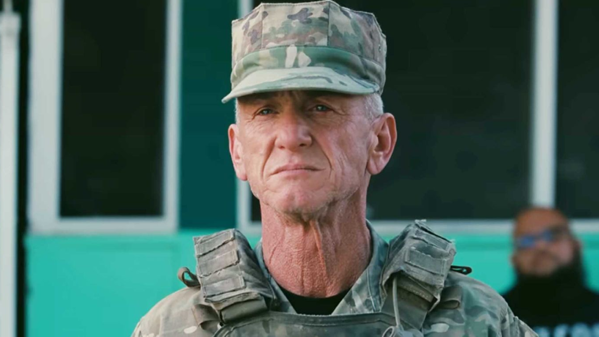 Шон Пенн в фильме «Одна битва за другой» сыграл персонажа, который одновременно и страшный, и смешной