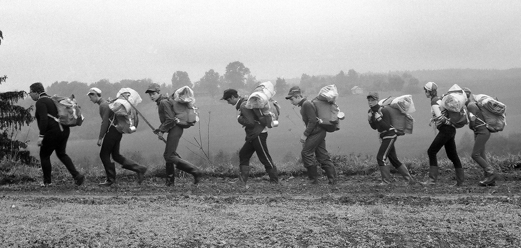 В походе, июнь - август 1985 г. Автор Павел Сухарев. Источник https://m.russiainphoto.ru/photos/223321/.
