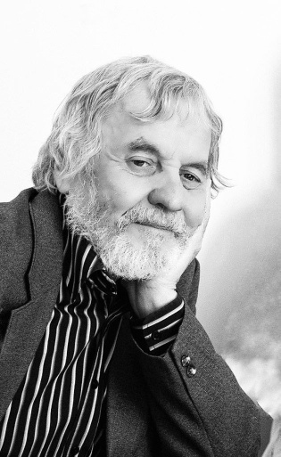 На илл.: Анатолий Байбородин - писатель. Здесь и далее фото предоставлены автором