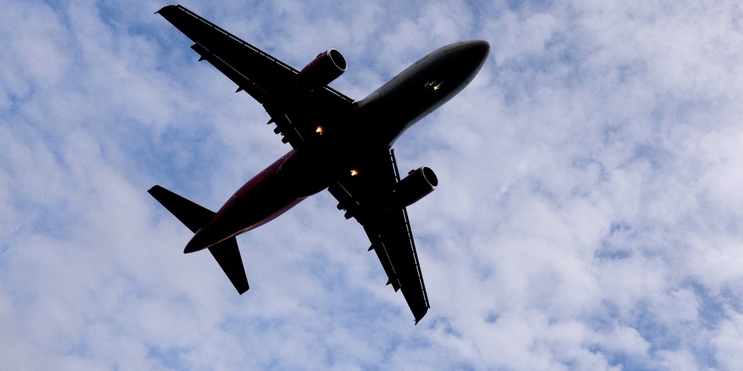 "Эффект домино уже не отменить": Запрет полетов на Карибы снят, и авиакомпаниям придется наверстывать упущенное