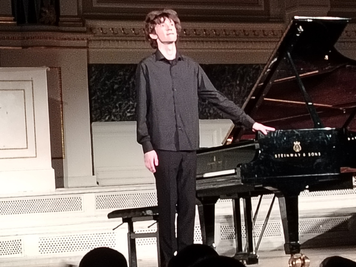 Александр Князев