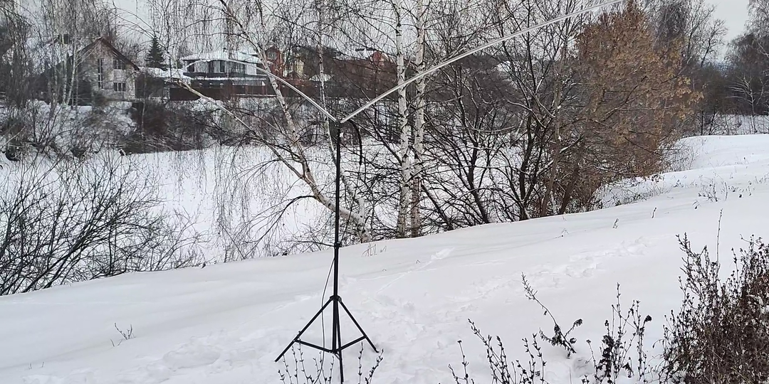 Диполь на штативе: телескопическая антенна для КВ-походов на диапазоны 14...28 МГц