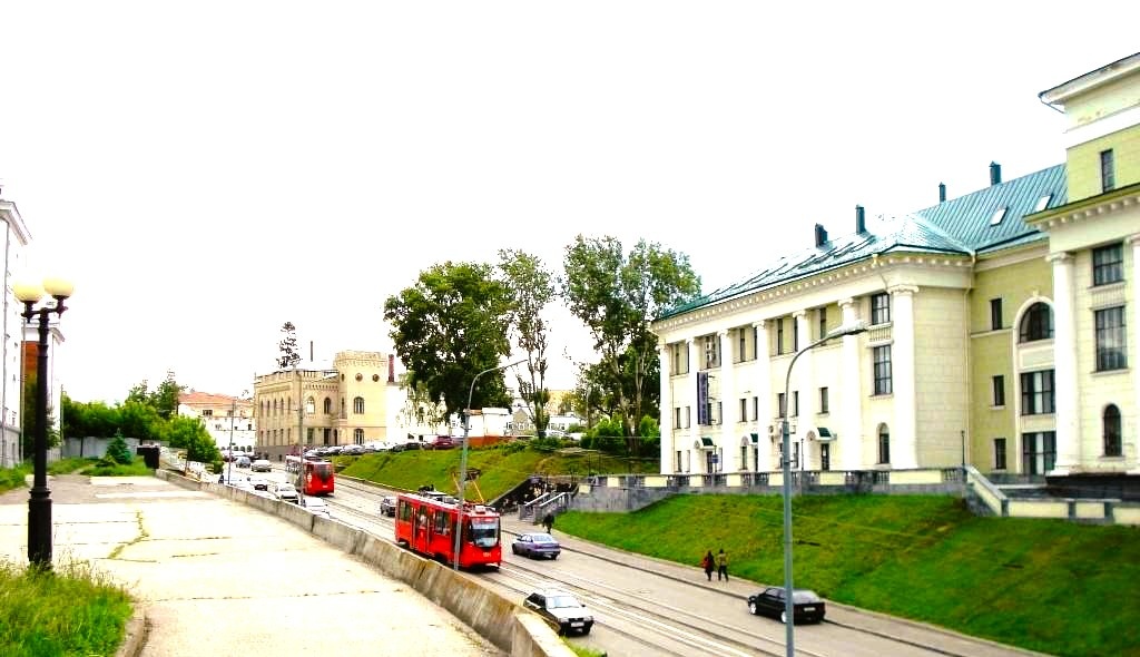 Современный вид улицы Бутлерова