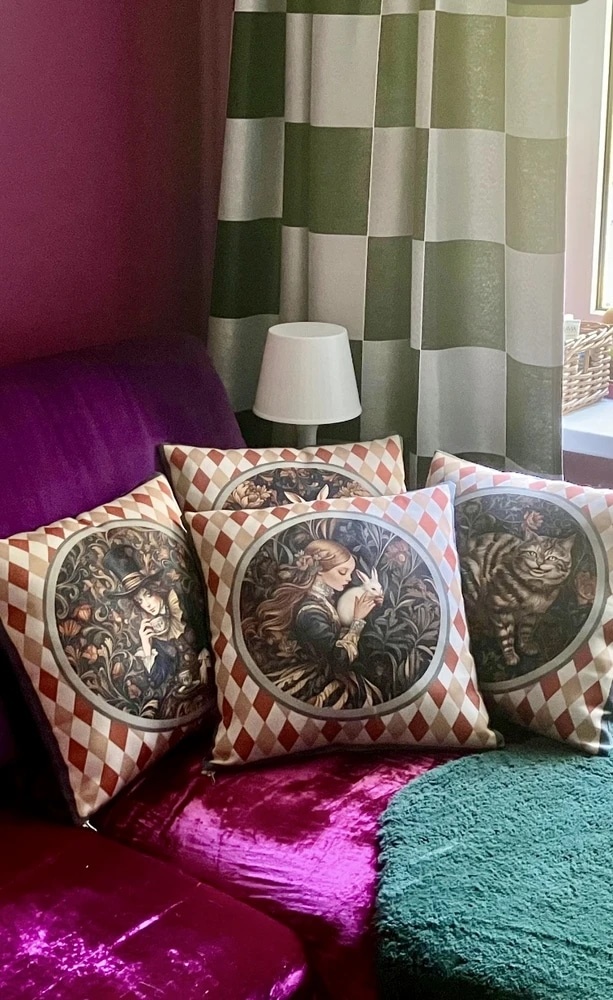 4 Подушки из ткани с принтами своими руками, рисунок "Алиса в Стране Чудес" в стиле Уильяма Морриса от ARTGARDEN