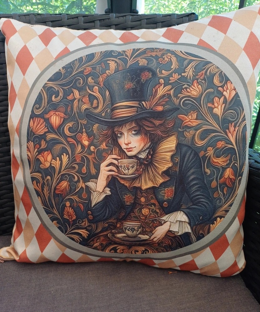 Подушка из ткани с принтами своими руками, рисунок "Алиса в Стране Чудес" в стиле Уильяма Морриса от ARTGARDEN
