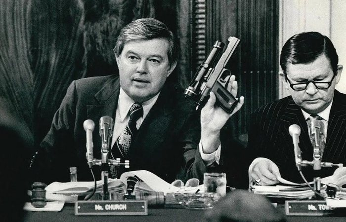 Бесшумный пистолет времён холодной войны, что губил человека не пулей, а сердечным приступом