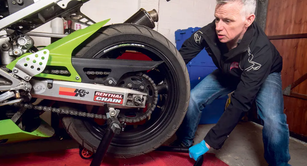 Цепь как судьба: зачем байкеру уметь смотреть под хвост мотоцикла