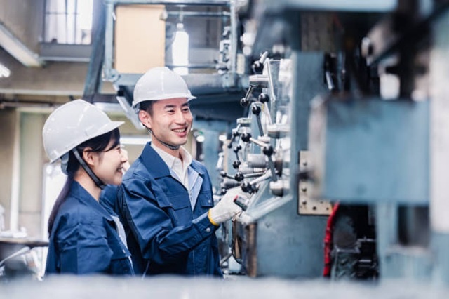 Южнокорейские инженеры. Источник: maroke/Getty Images