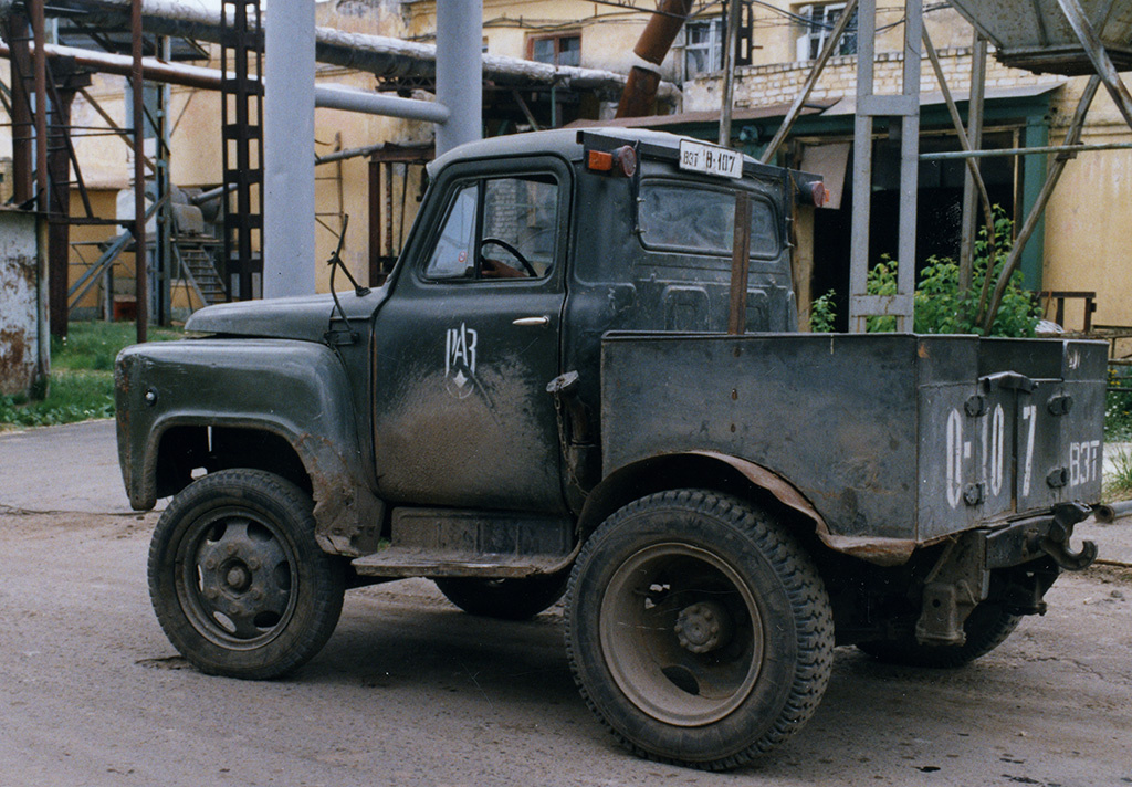 Внутризаводской «Газон» на территории Павловского Автобусного Завода