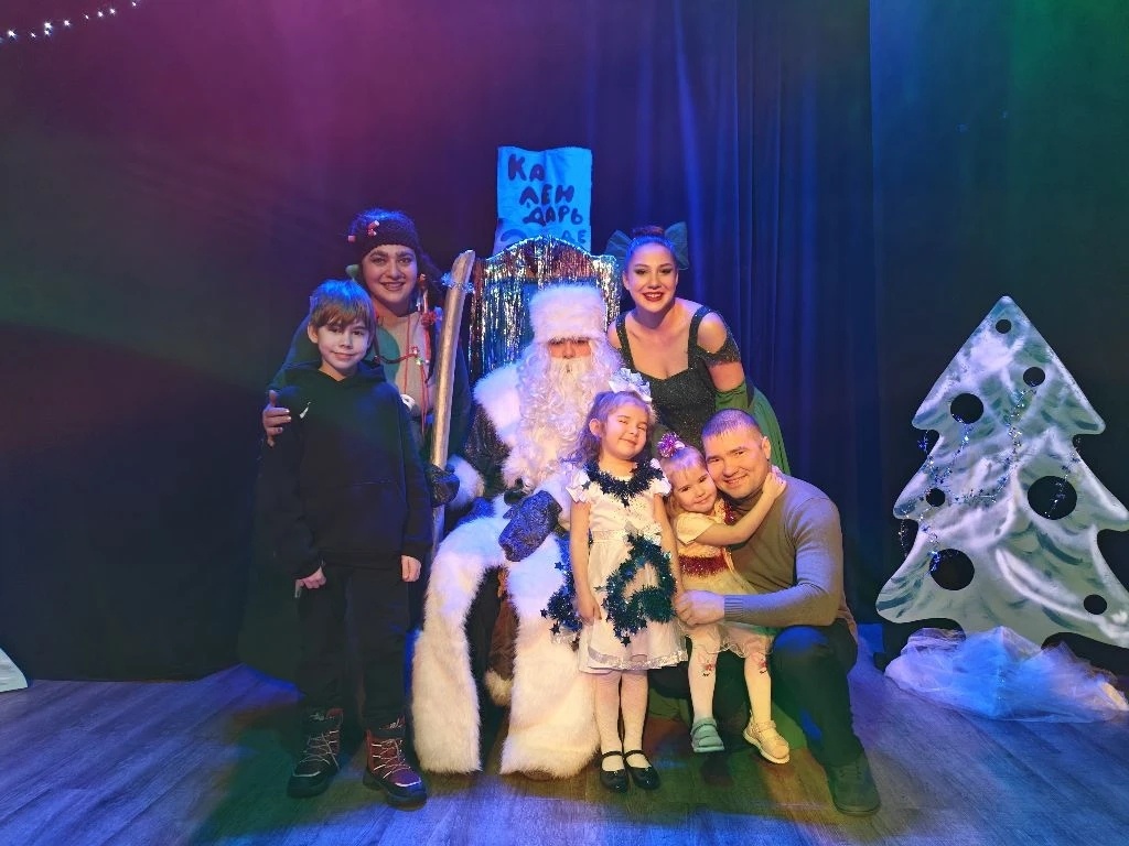 На Новогоднем представлении🎄